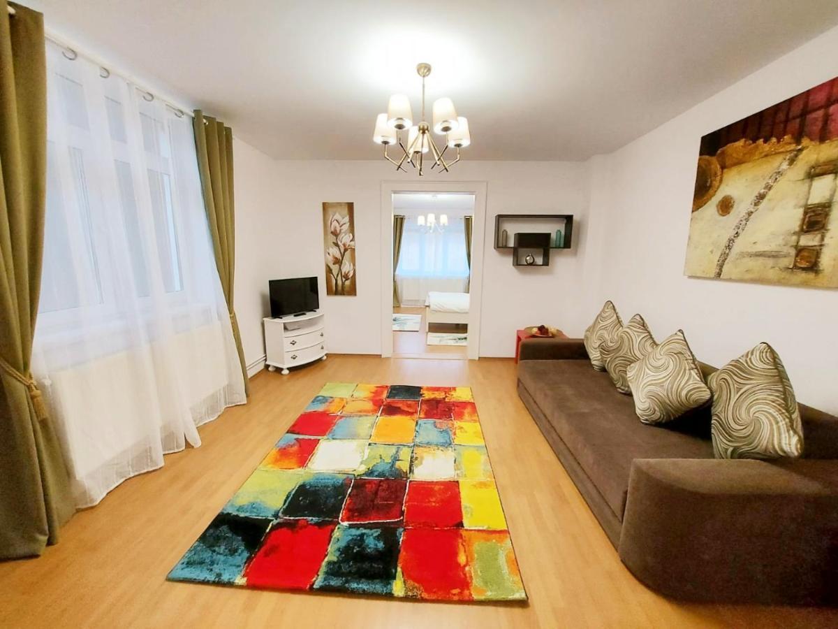 Casa Dusa - Apartament Crisstina Daire Braşov Dış mekan fotoğraf